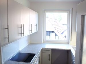 offene Küche mit Tresen