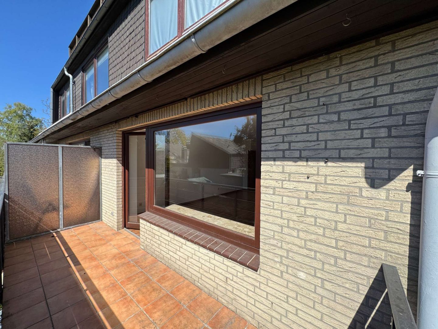 großer Balkon 1